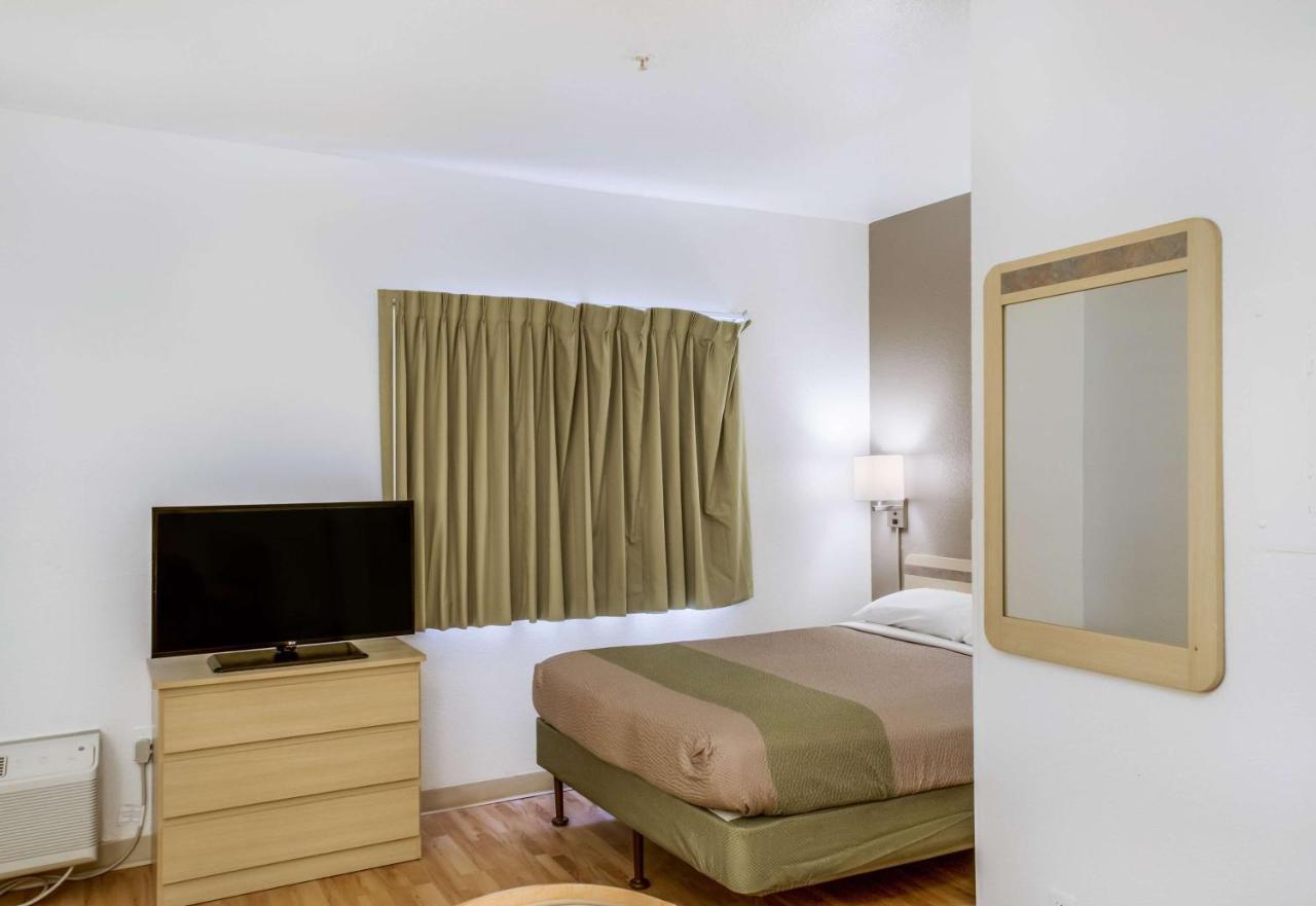 Motel 6 Fishers, In - Indianapolis エクステリア 写真